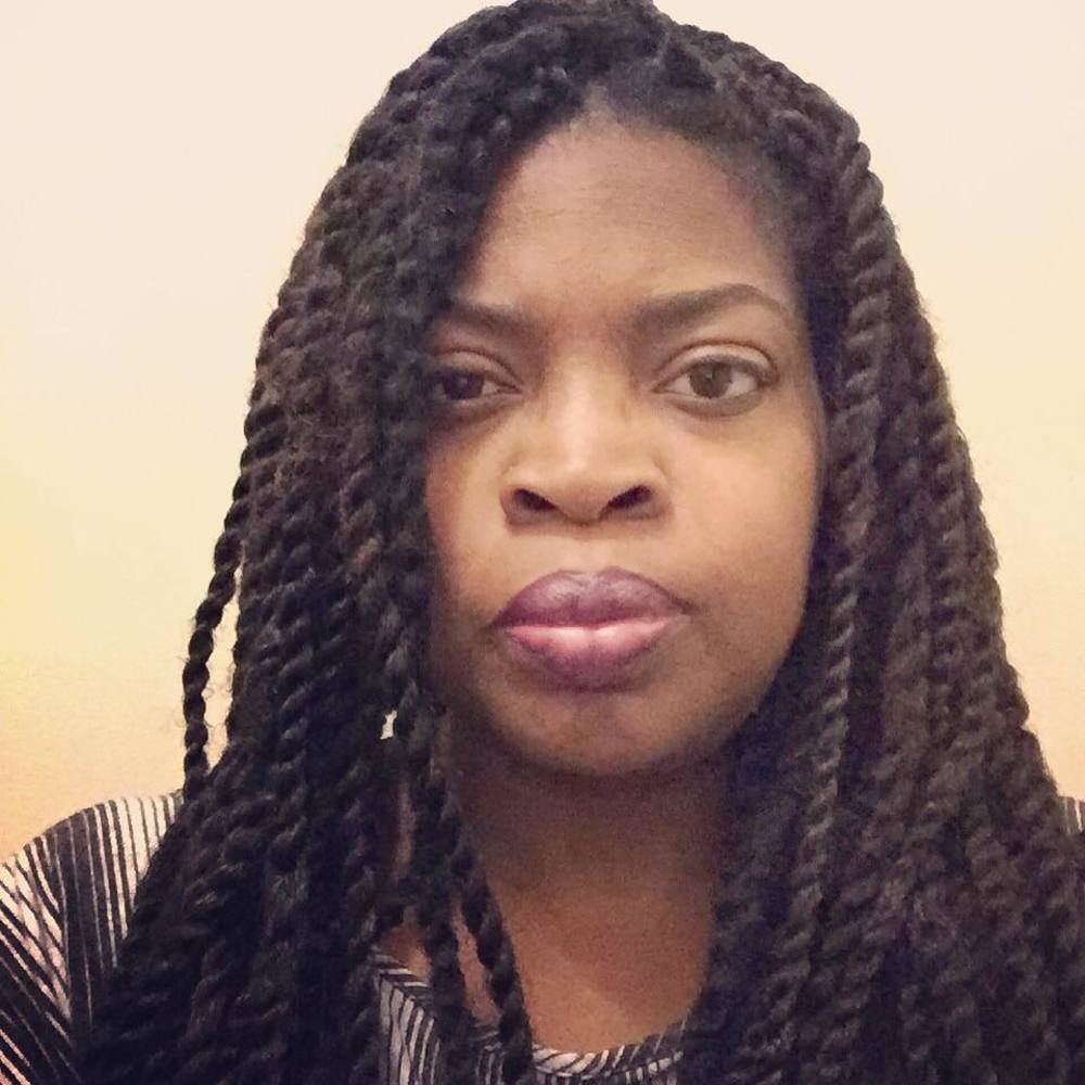 Meet your Posher, Yvette